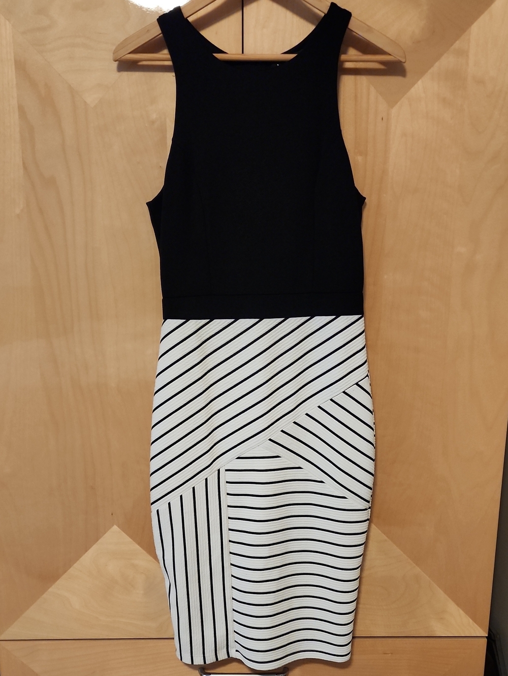 Lulus Black And White Sheath Dress Size Medium